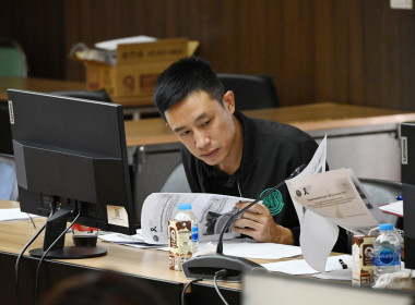 นายประวัติ แดงบรรจง รองอธิบดีกรมส่งเสริมสหกรณ์ ... พารามิเตอร์รูปภาพ 22